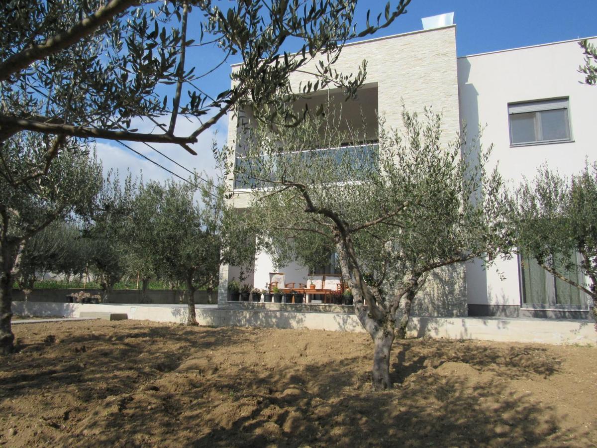 Olives Garden Apartman Trogir Kültér fotó