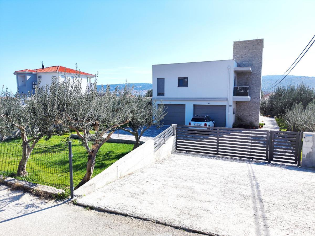 Olives Garden Apartman Trogir Kültér fotó